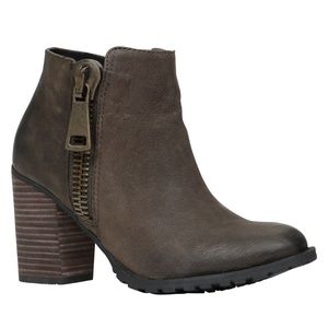 NWT ALDO Cristy boot